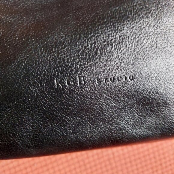KGB Studio Black Synthetic Shoulder Bag - Picture 3 of 5